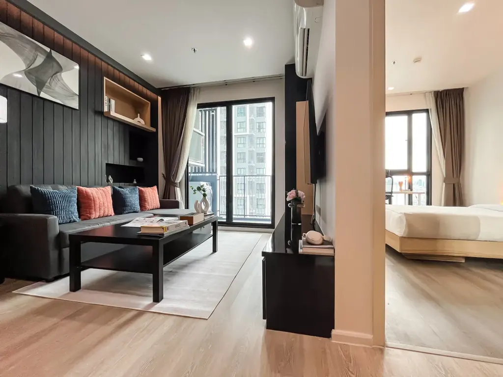 Photo 1 of listing DA-3161851: 2-bedroom condo (67 sq.m.) at Quinn Condo Ratchada 17