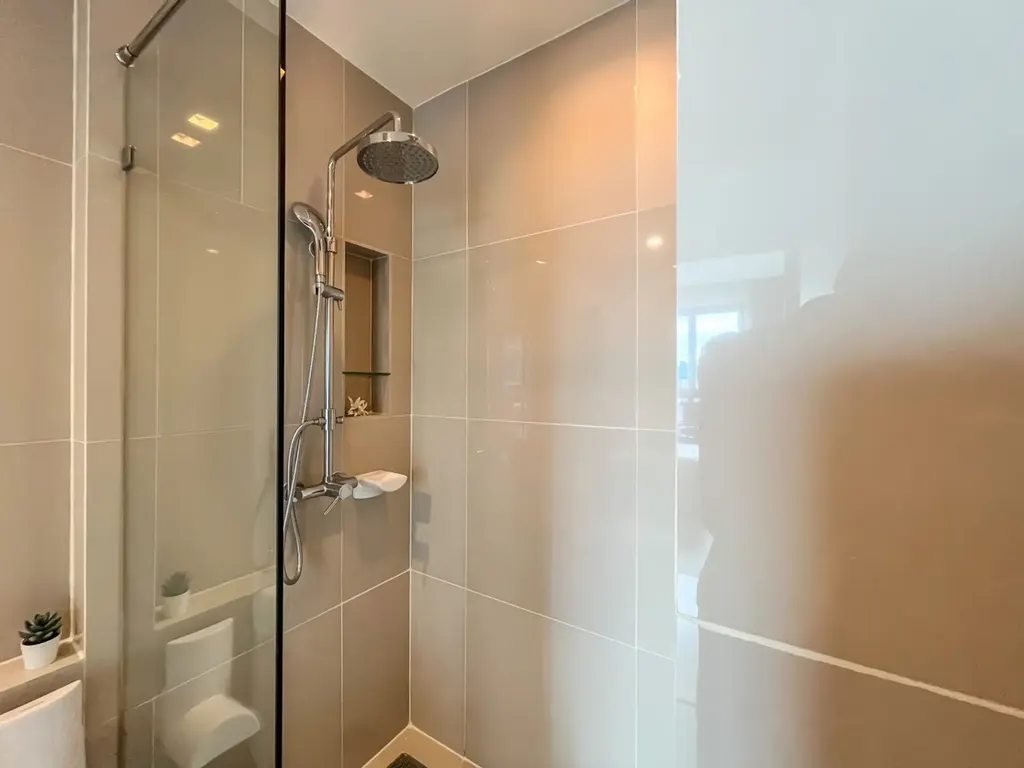 Photo 13 of listing DA-3161851: 2-bedroom condo (67 sq.m.) at Quinn Condo Ratchada 17