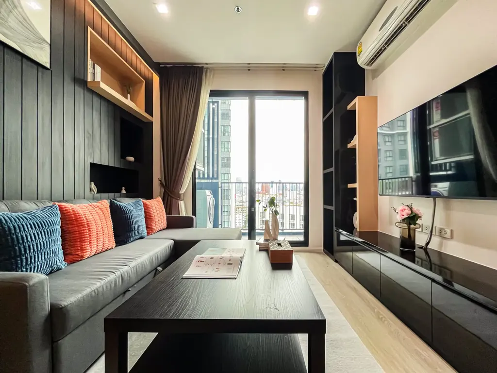 Photo 4 of listing DA-3161851: 2-bedroom condo (67 sq.m.) at Quinn Condo Ratchada 17