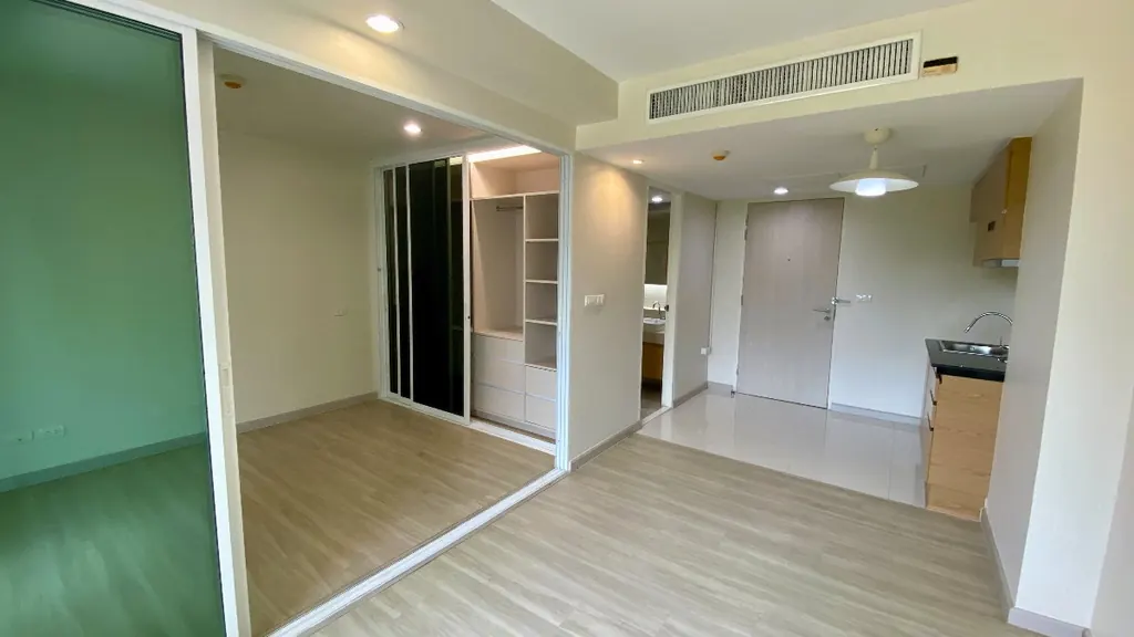 စာရင်း DA-3162433 ၏ ဓာတ်ပုံ 8- Focus On Saladaeng Condominium ရှိ အိပ်ခန်း 1 ခန်းပါ ကွန်ဒို (33.6 စတုရန်းမီတာ)