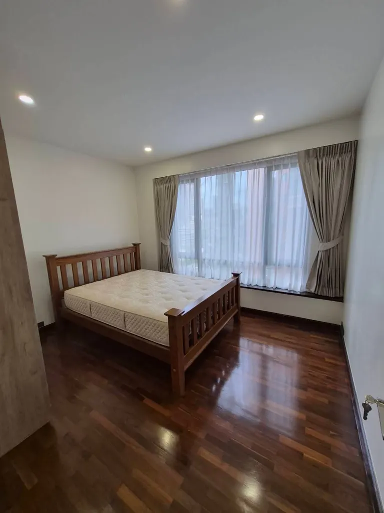 Photo 10 of listing DA-3171150: 2-bedroom condo (96 sq.m.) at Baan Piya Sathorn