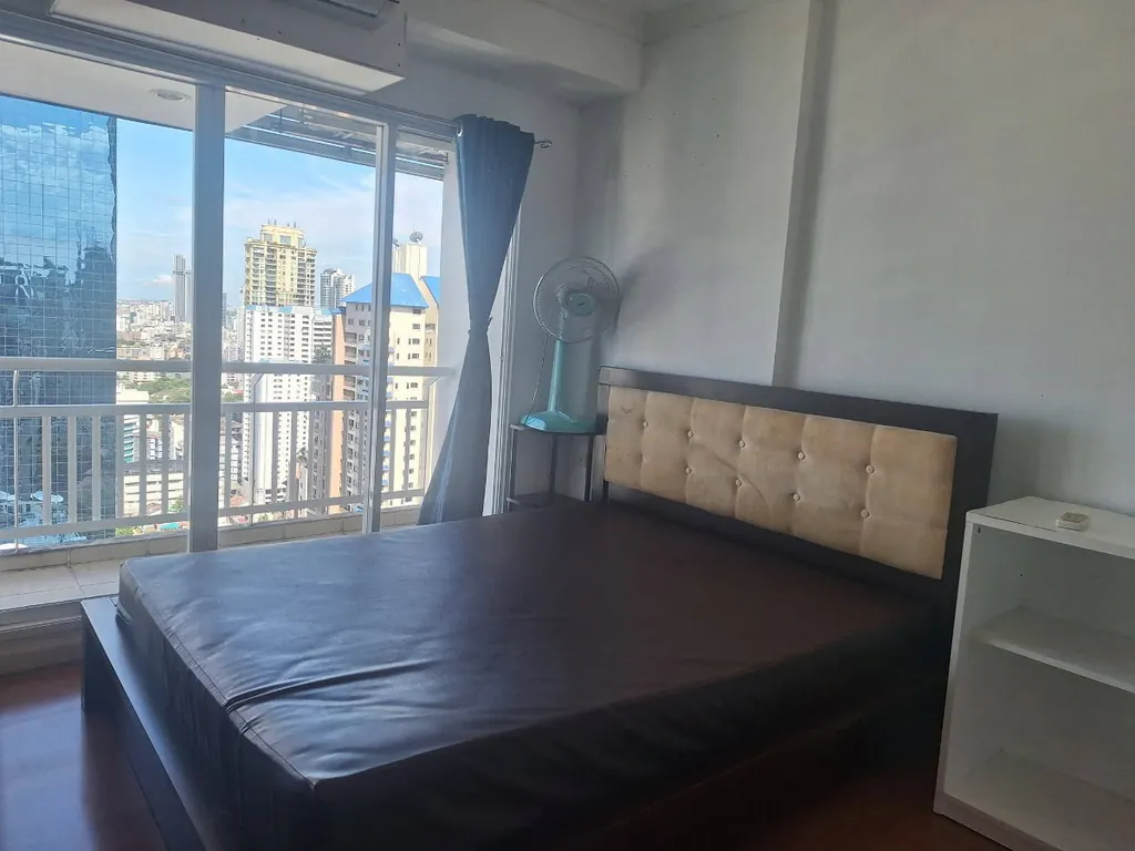 Спальня кондоминиума с 1 спальней (35 кв.м) в Grand Park View Asoke