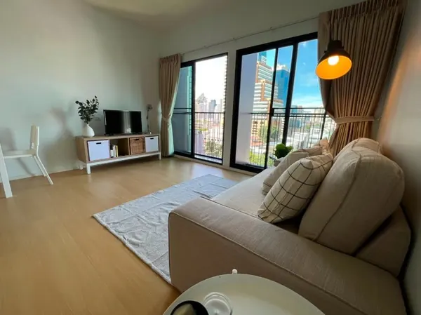 Cover photo of listing DA-3187091: 1-bedroom condo (52.5 sq.m.) at Noble Reveal Ekamai