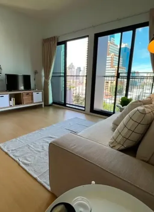 Cover photo of listing DA-3187091: 1-bedroom condo (52.5 sq.m.) at Noble Reveal Ekamai