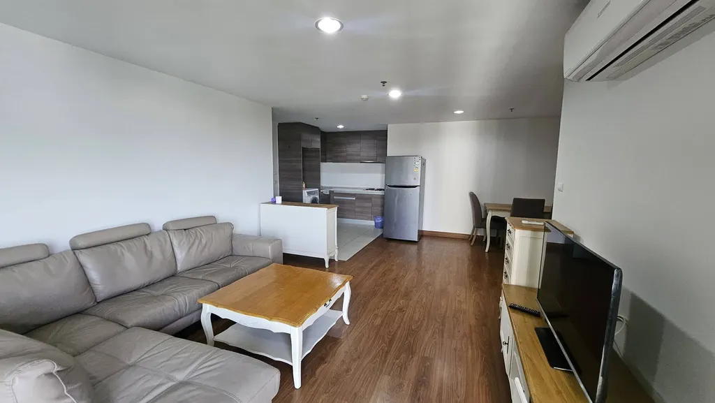 Photo 1 of listing DA-3189272: 2-bedroom condo (68 sq.m.) at Belle Grand Rama 9