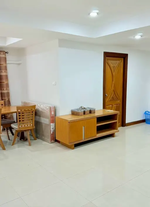 Photo 1 of listing DA-3191278: 1-bedroom condo (60 sq.m.) at Vivid Tower Condominium