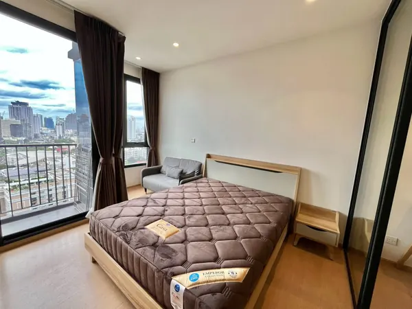 Cover photo of listing DA-3196910: 1-bedroom condo (30 sq.m.) at Maru Ekkamai 2