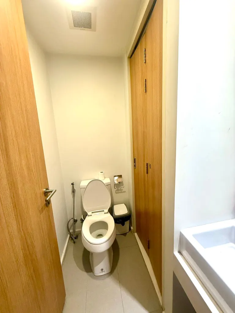 Photo 10 of listing DA-3198751: 1-bedroom condo (43 sq.m.) at The Nest Ploenchit