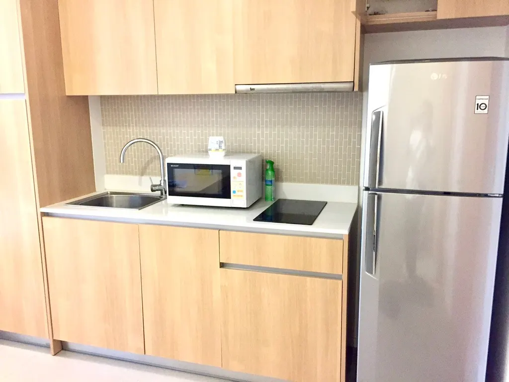 Photo 2 of listing DA-3198751: 1-bedroom condo (43 sq.m.) at The Nest Ploenchit