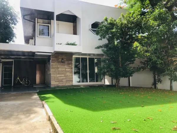 Photo 1 of listing DA-3199978: 3-bedroom house (150 sq.m.) in Ekkamai