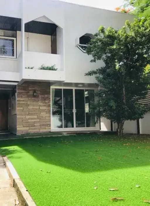 Photo 1 of listing DA-3199978: 3-bedroom house (150 sq.m.) in Ekkamai