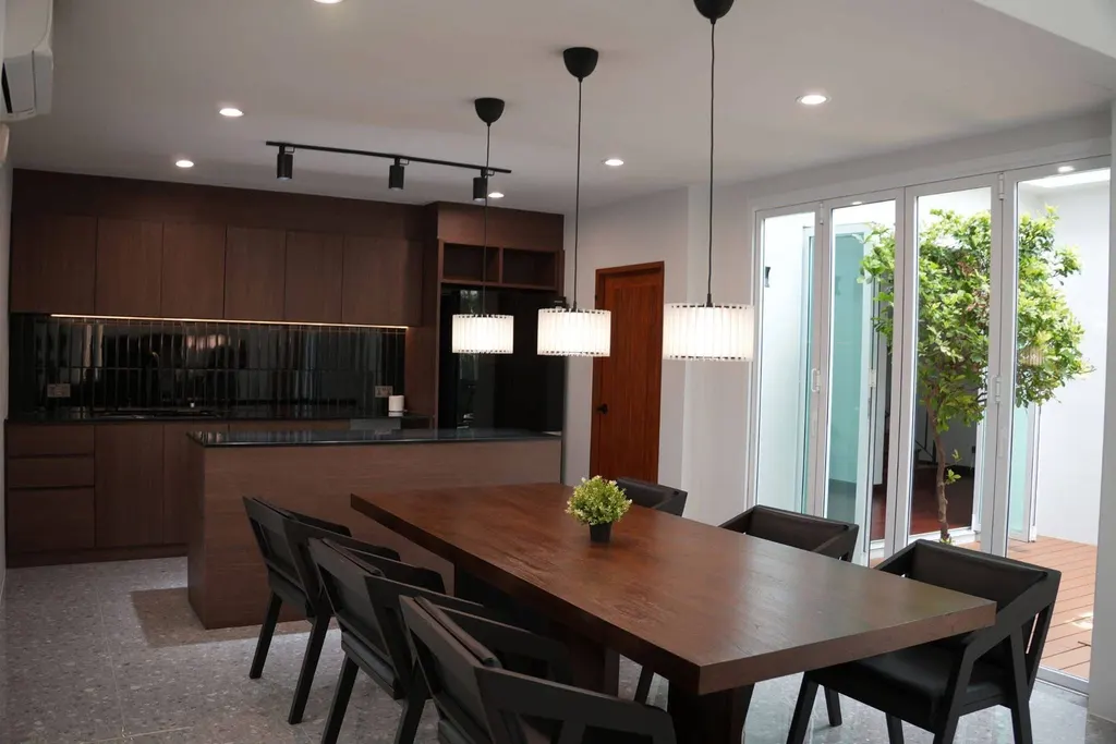 Foto 4 des Inserats DA-3205384: 3-Zimmer-Haus (300 m²)