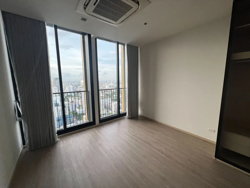 Photo 4 of listing DA-3206308: 2-bedroom condo (106 sq.m.) at Noble State 39