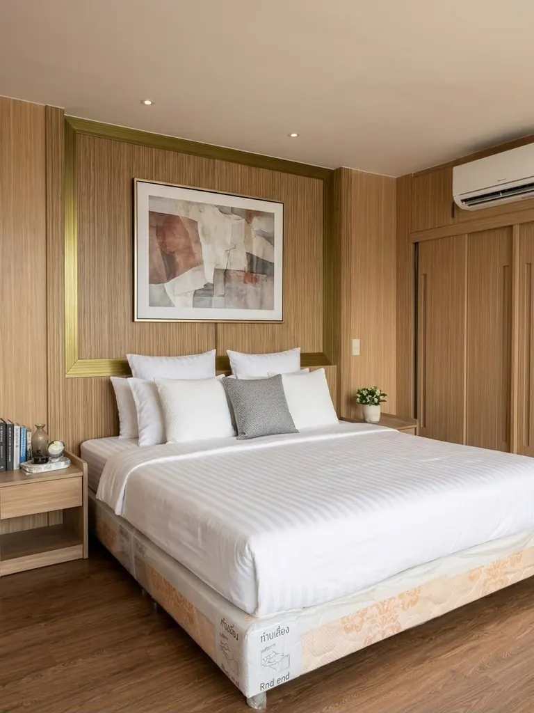 Photo 5 of listing DA-3213423: 3-bedroom condo (270 sq.m.) at President Park Condominium
