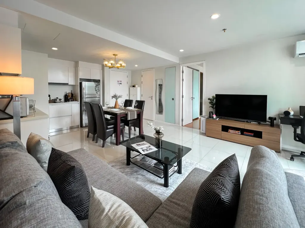 Photo 6 of listing DA-3223118: 2-bedroom condo (69 sq.m.) at Sathorn Prime Residence