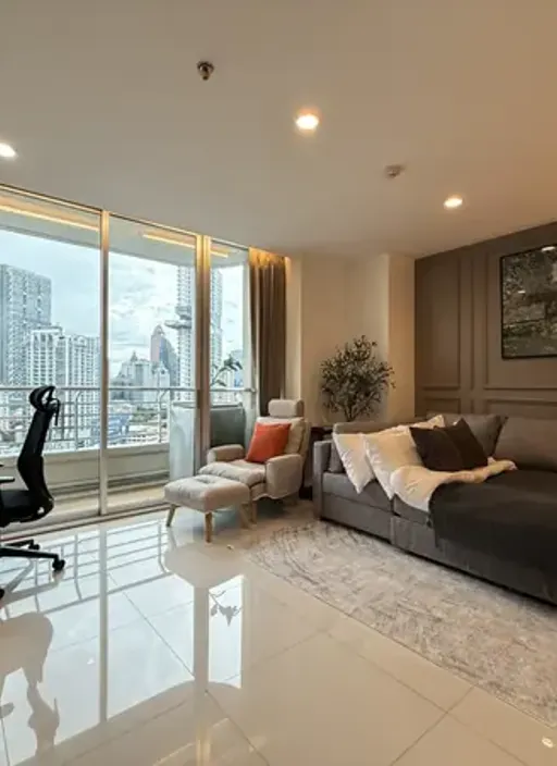 Photo 1 of listing DA-3223118: 2-bedroom condo (69 sq.m.) at Sathorn Prime Residence