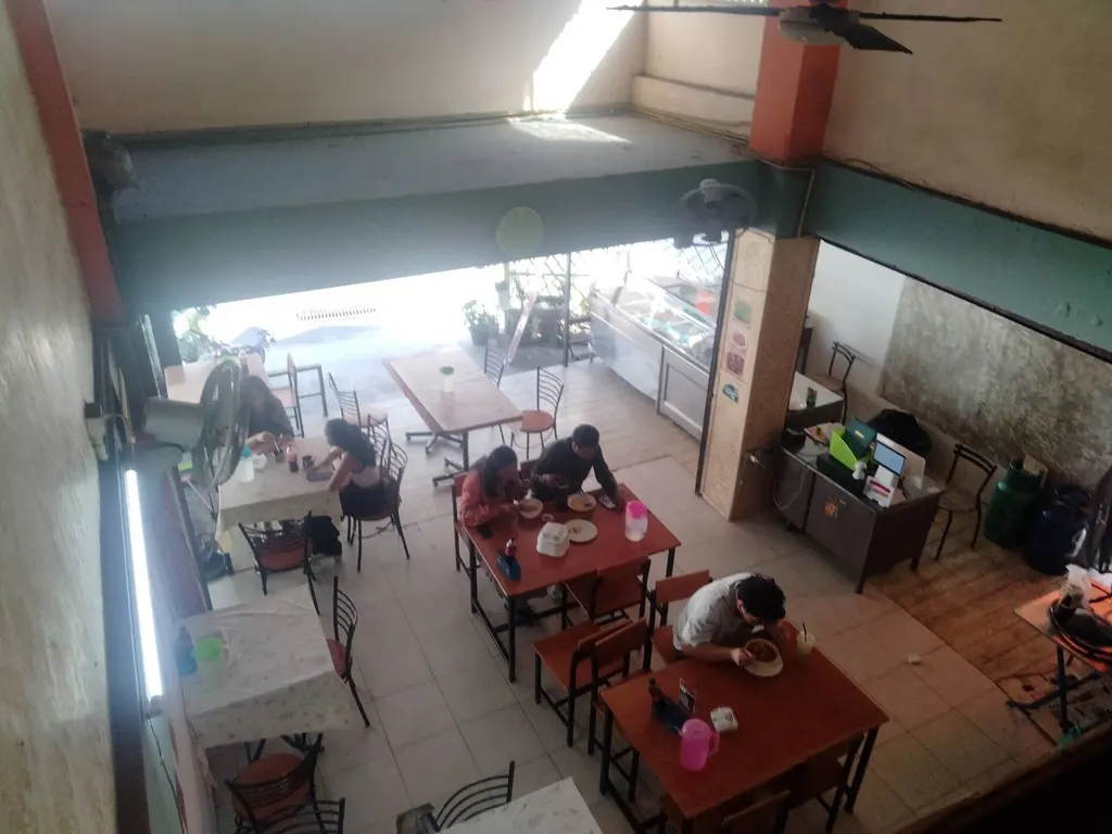 Foto 6 del anuncio DA-3223346: edificio comercial (tienda) (272 sq.m.)