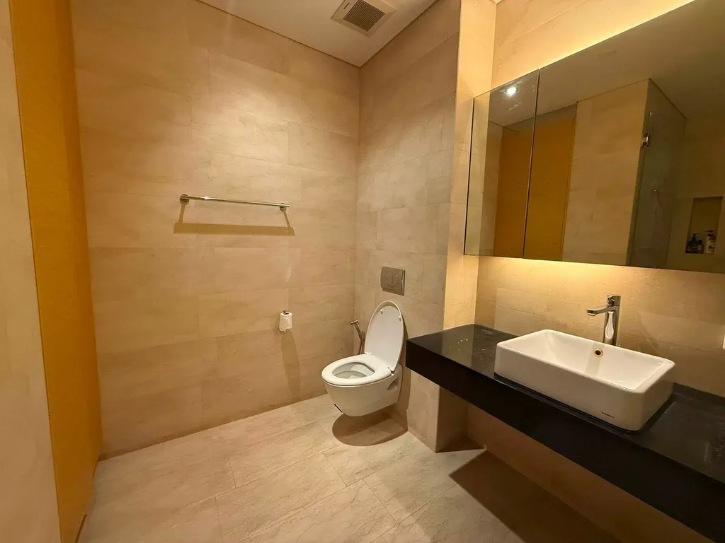Photo 10 of listing DA-3225238: 1-bedroom condo (68.1 sq.m.) at Saladaeng Residences
