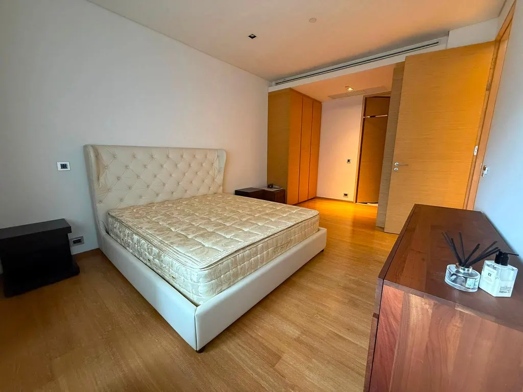 Photo 9 of listing DA-3225238: 1-bedroom condo (68.1 sq.m.) at Saladaeng Residences