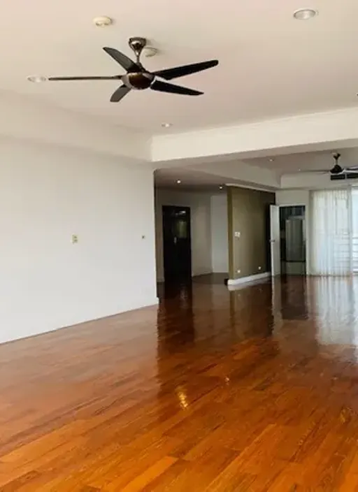 Cover photo of listing DA-3227640: 3-bedroom condo (300 sq.m.) at La Cascade Condominium