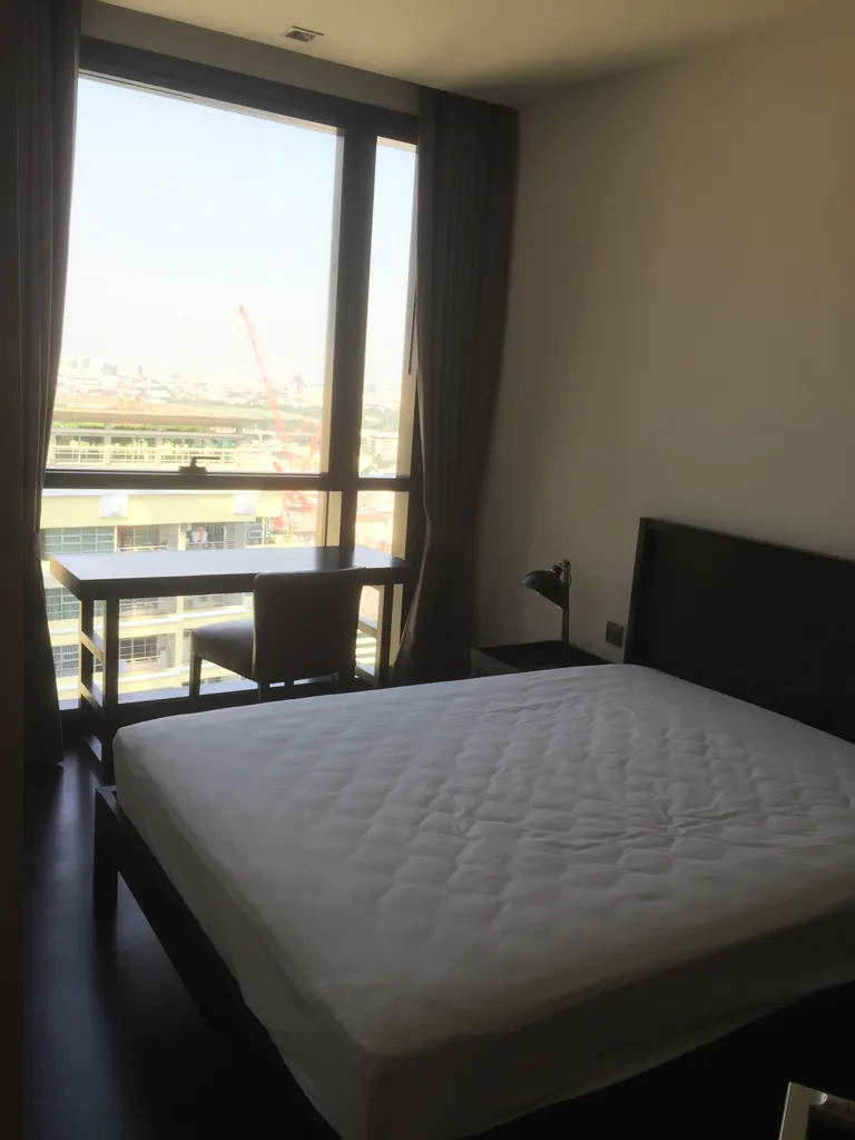 Photo 1 of listing DA-3280465: 1-bedroom condo (33 sq.m.) at The Line Ratchathewi