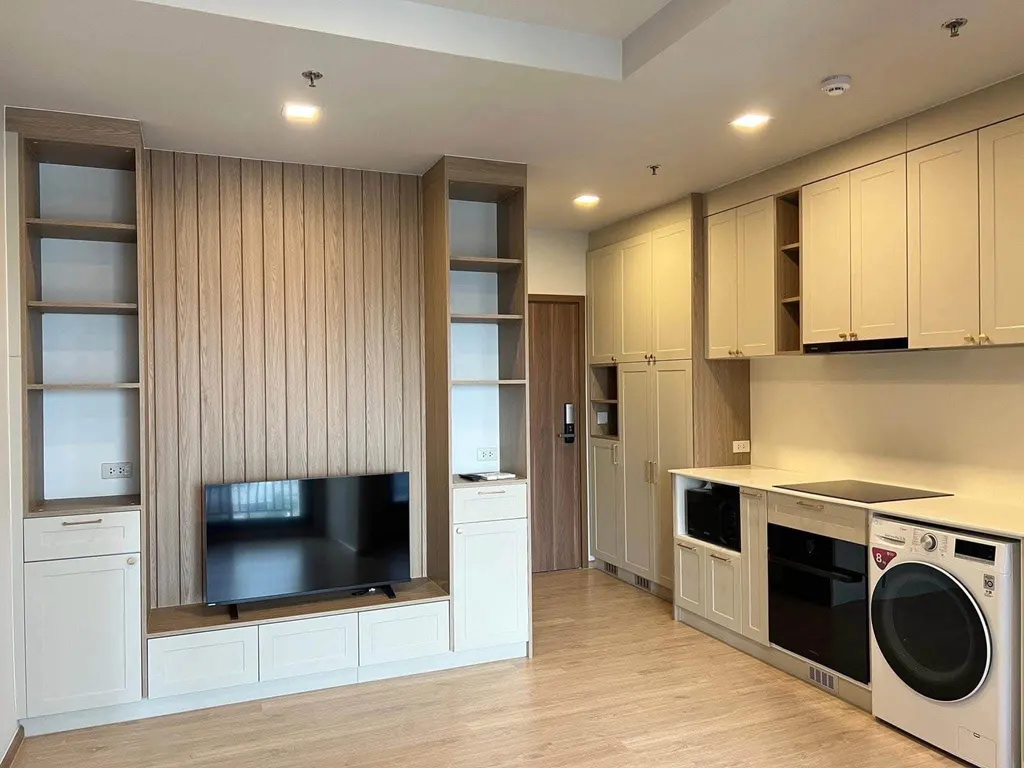 Foto 2 del anuncio DA-3289581: condominio de 2 dormitorios (53 sq.m.) en Metris Phatthanakan-Ekkamai