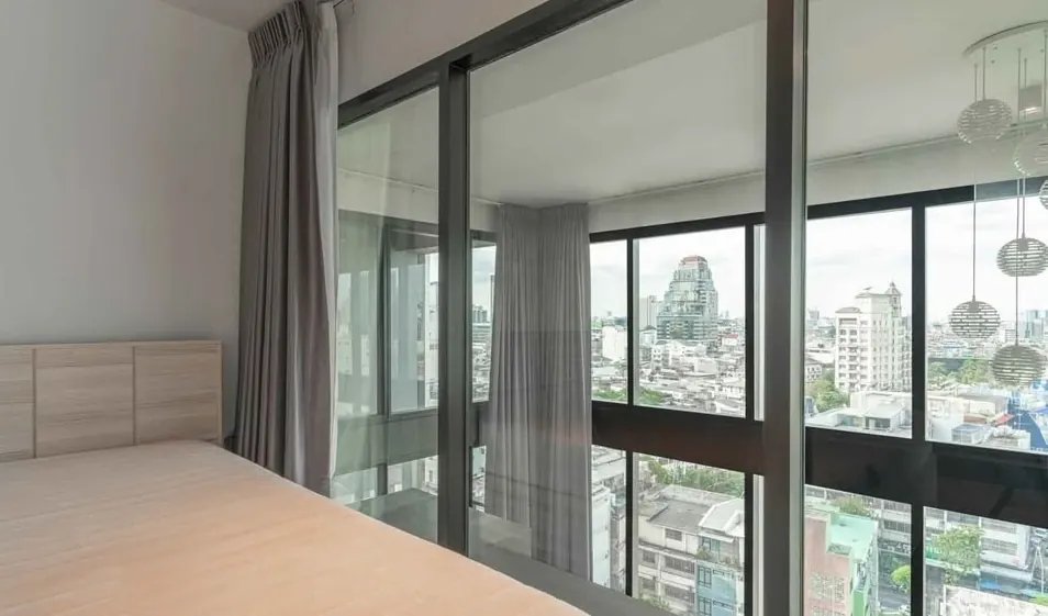 Photo 6 of listing DA-3293327: 2-bedroom condo (70 sq.m.) at The Lofts Silom