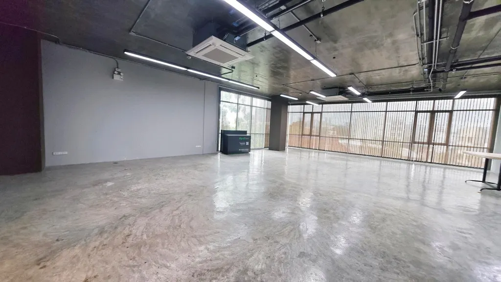 ภาพที่ 1 จากประกาศ DA-3298294 อาคารพาณิชย์ (ตึกแถว) 105 ตร.ม. เขตดินแดง