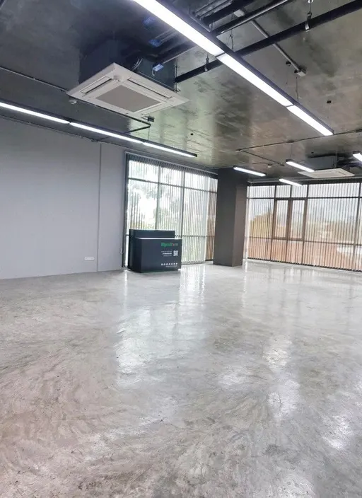 Photo 1 of listing DA-3298294: commercial building (shophouse) (105 sq.m.)