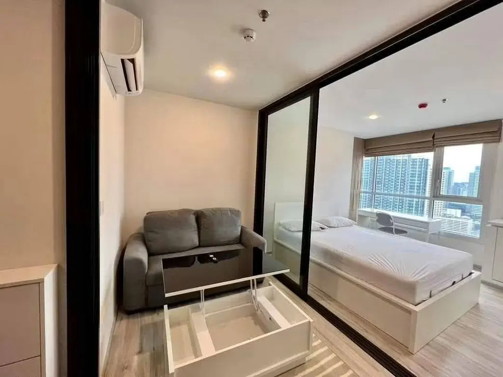 Photo 4 of listing DA-3305369: 1-bedroom condo (30 sq.m.) at XT Huaikhwang