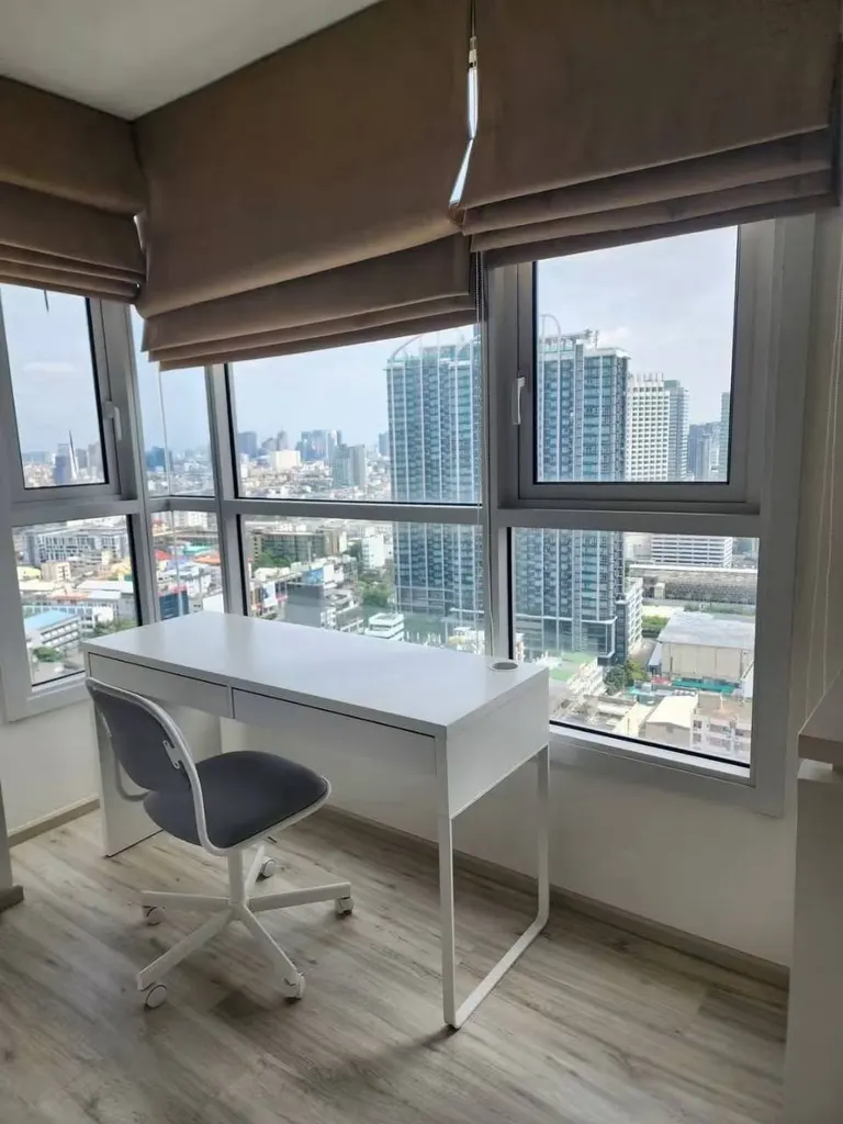 Photo 8 of listing DA-3305369: 1-bedroom condo (30 sq.m.) at XT Huaikhwang