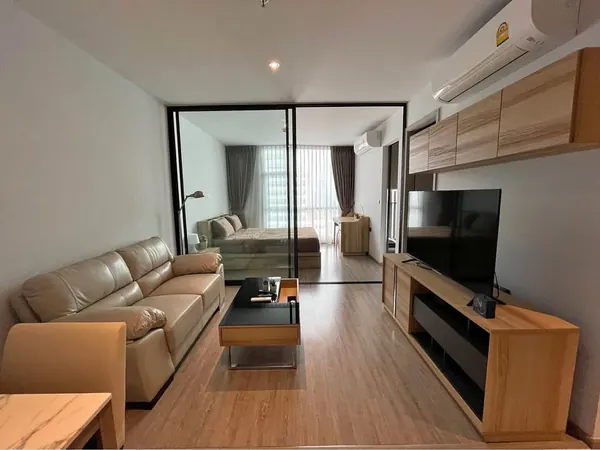 Cover photo of listing DA-3308847: 1-bedroom condo (35 sq.m.) at Rhythm Ekkamai