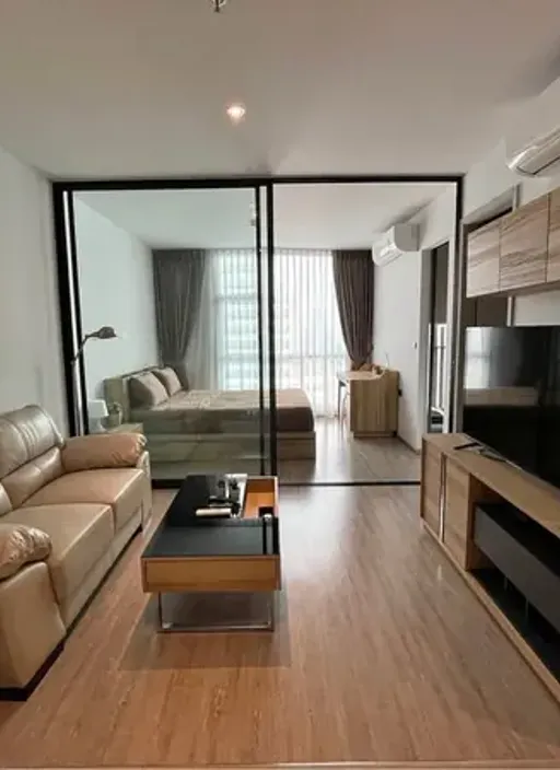 Cover photo of listing DA-3308847: 1-bedroom condo (35 sq.m.) at Rhythm Ekkamai