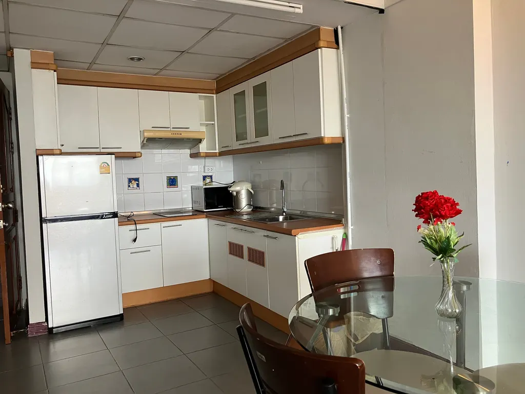 Foto 12 del anuncio DA-3317396: condominio de 2 dormitorios (72 sq.m.) en Baan On-nut Sukhumvit 77 Condominium