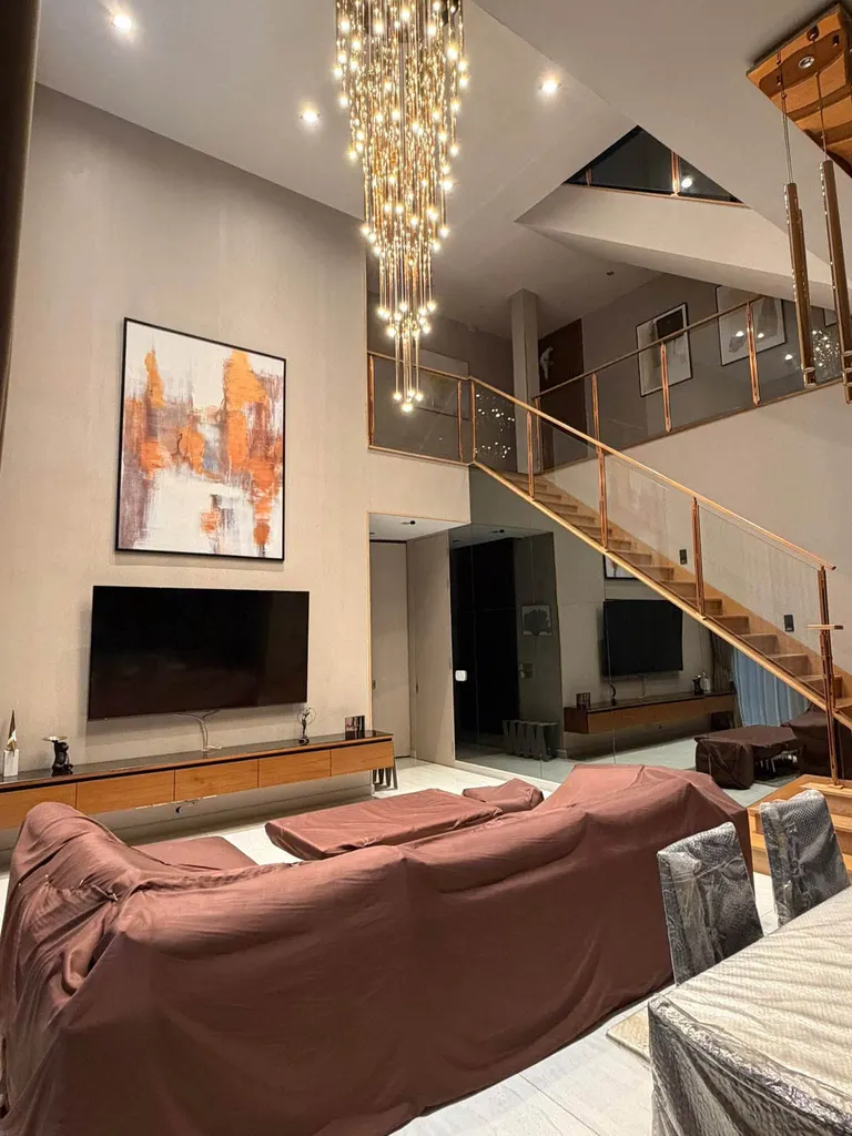 Photo 6 of listing DA-3323173: 5-bedroom house (525 sq.m.) at Artale Phatthanakarn-Thonglor