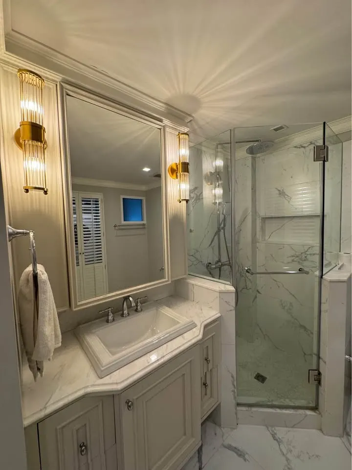 Photo 10 of listing DA-3331505: 1-bedroom condo (60 sq.m.) at Baan Siri Ruedee Condominium