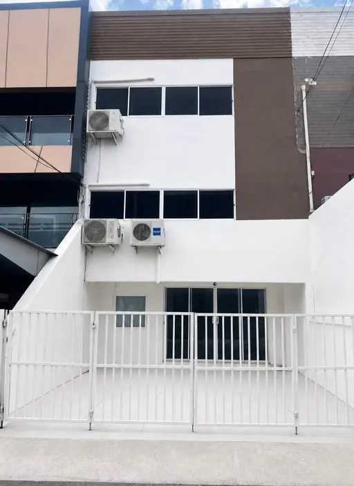 Photo 1 of listing DA-3332202: 4-bedroom townhouse (200 sq.m.)