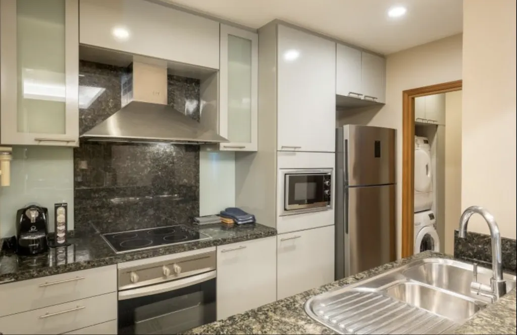 Photo 3 of listing DA-3332581: 2-bedroom serviced apartment (106 sq.m.) at Ascott Sathorn