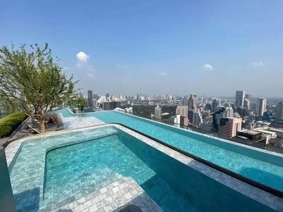 Photo 1 of listing DA-3333119: 1-bedroom condo (34 sq.m.) at Ashton Chula Silom