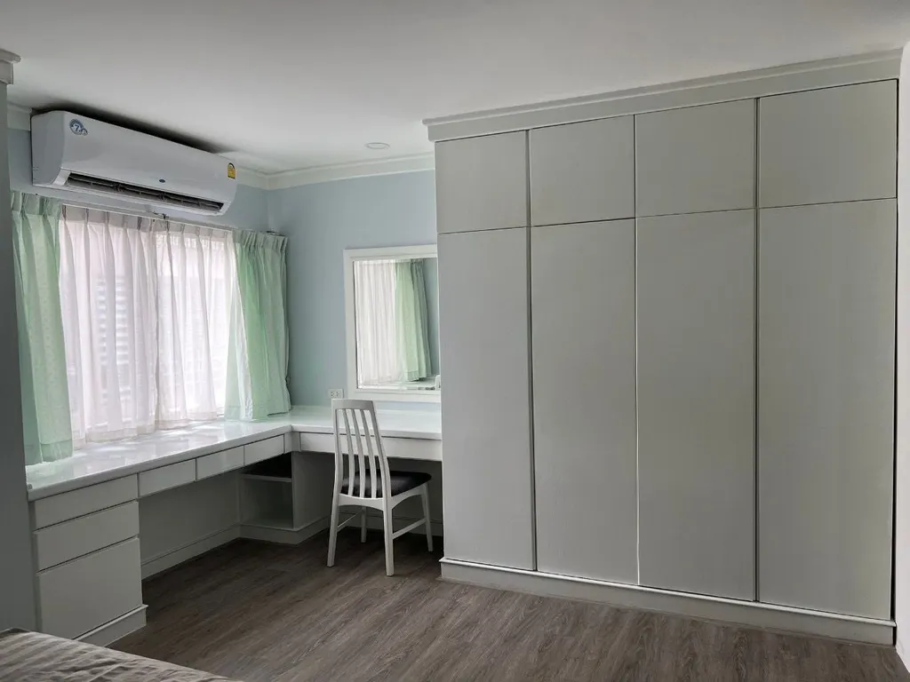 Photo 2 of listing DA-3333646: 1-bedroom condo (40 sq.m.) at 49 Suites