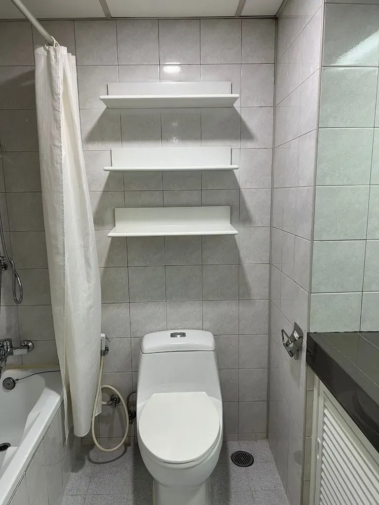 Photo 6 of listing DA-3333646: 1-bedroom condo (40 sq.m.) at 49 Suites