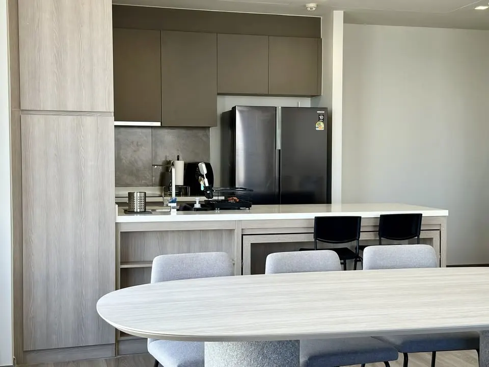 Photo 18 of listing DA-3333720: 2-bedroom condo (110 sq.m.) at Rhythm Charoenkrung Pavilion