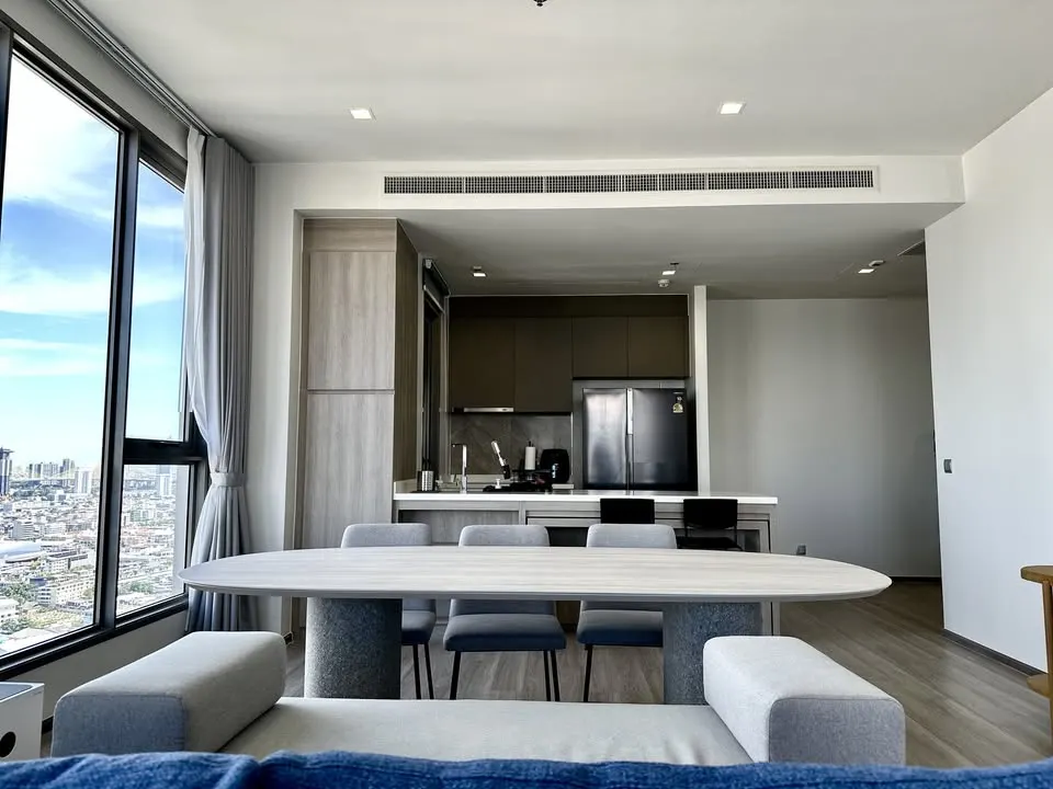 Photo 4 of listing DA-3333720: 2-bedroom condo (110 sq.m.) at Rhythm Charoenkrung Pavilion