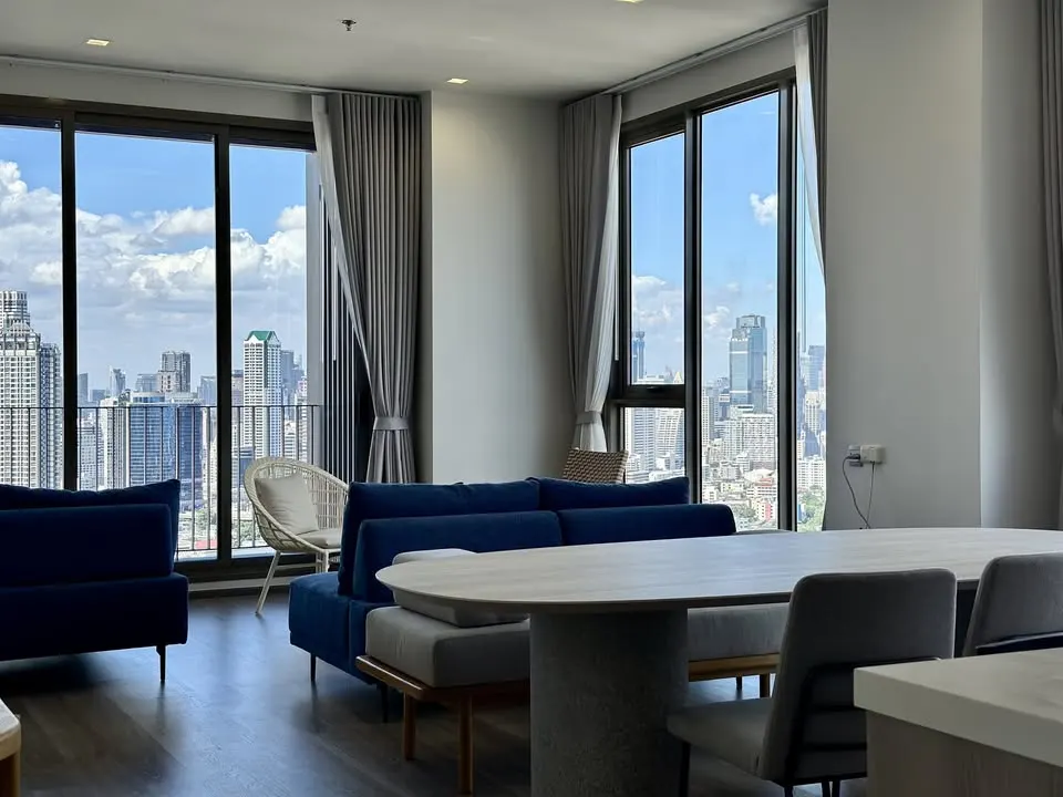 Photo 6 of listing DA-3333720: 2-bedroom condo (110 sq.m.) at Rhythm Charoenkrung Pavilion