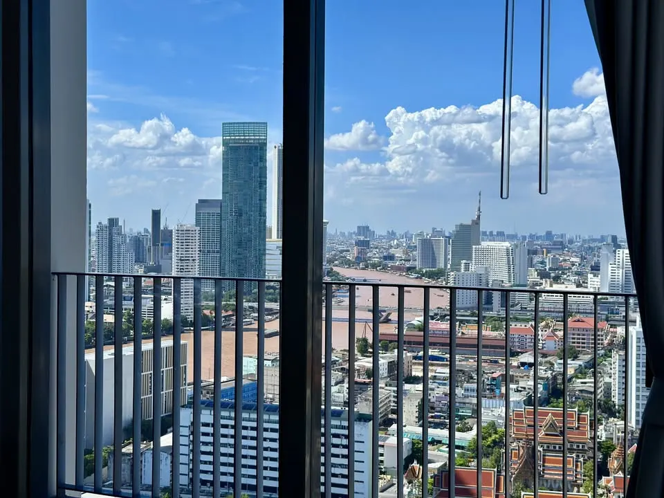 Photo 9 of listing DA-3333720: 2-bedroom condo (110 sq.m.) at Rhythm Charoenkrung Pavilion