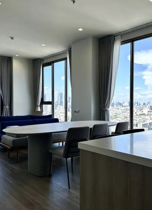 Photo 1 of listing DA-3333720: 2-bedroom condo (110 sq.m.) at Rhythm Charoenkrung Pavilion