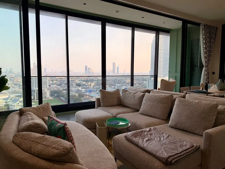 Photo 2 of listing DA-3333721: 3-bedroom condo (151.6 sq.m.) at Chapter Charoennakhorn - Riverside
