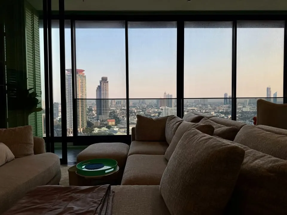 Photo 5 of listing DA-3333721: 3-bedroom condo (151.6 sq.m.) at Chapter Charoennakhorn - Riverside