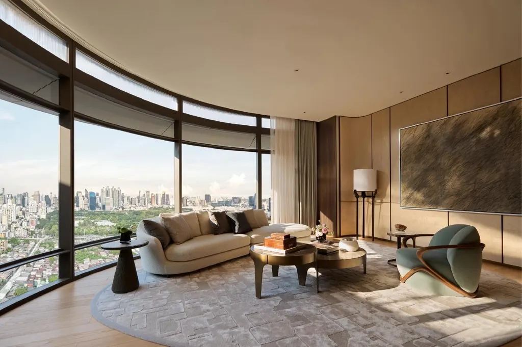 Photo 2 of listing DA-3337031: 1-bedroom condo (75 sq.m.) at The Wireless Residences by Upper House