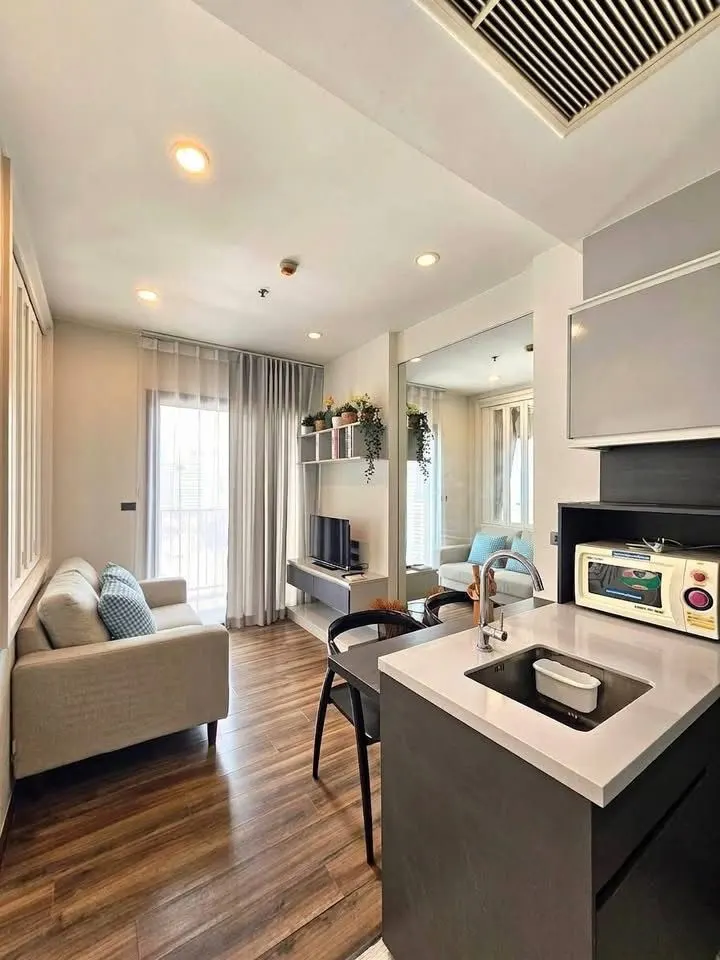 Photo 6 of listing DA-3337058: 1-bedroom condo (33 sq.m.) at Wyne By Sansiri
